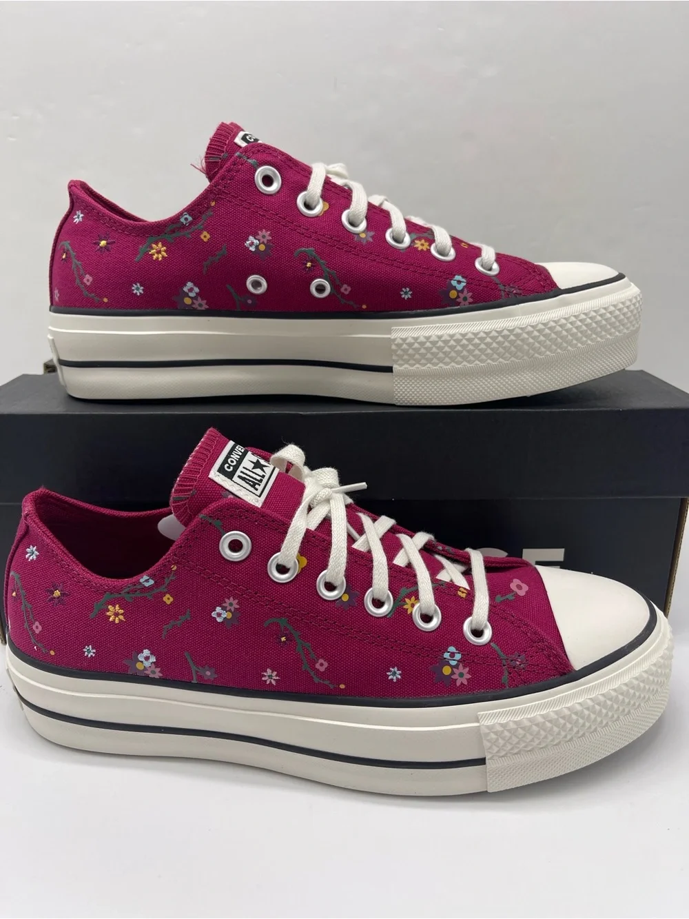 Converse A15535C CTAS LIFT OX SPORTY BERRY/VINTAGE WHITE Platform Sneakers